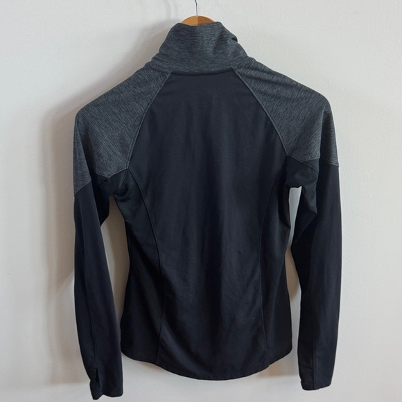 New Balance Women's Black and Gray Jacket - Picture 4 of 7